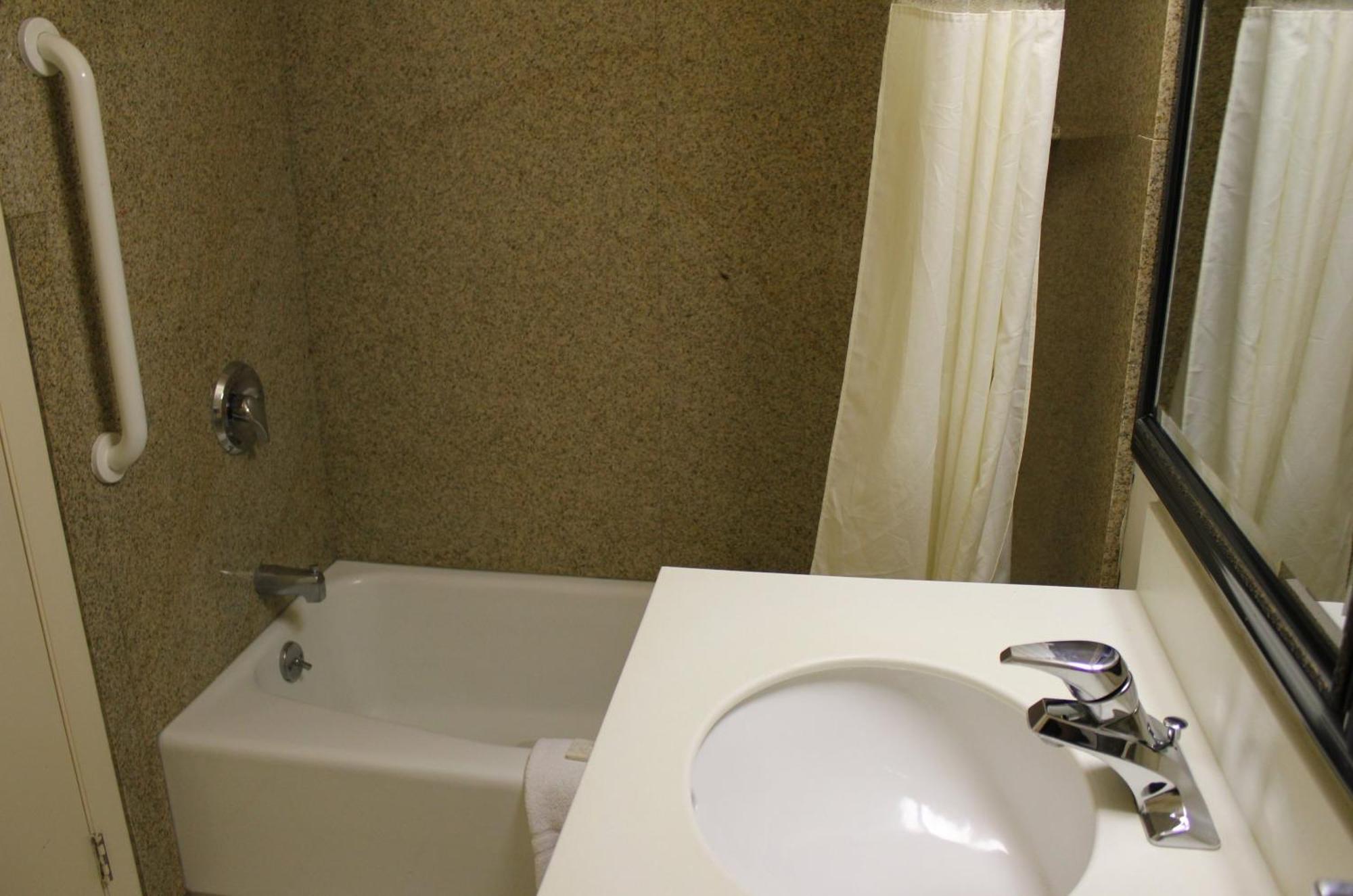 Budget Inn - Farmington Экстерьер фото