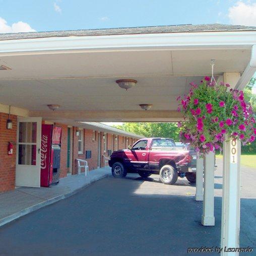 Budget Inn - Farmington Экстерьер фото